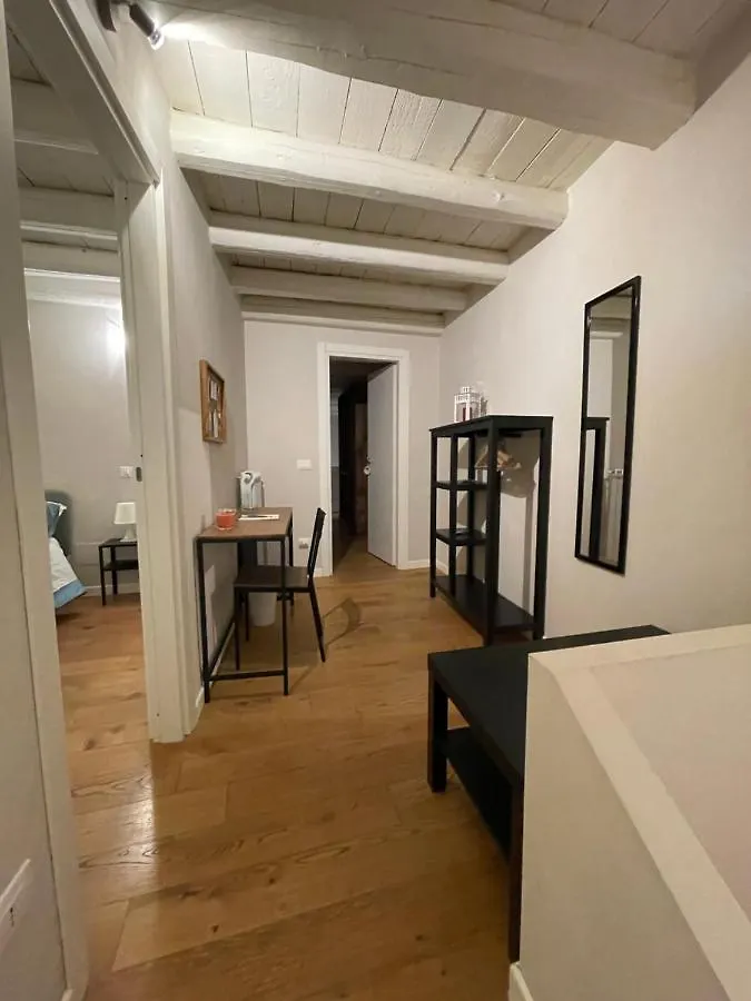 Hotel 100 Passi Palermo 2*,